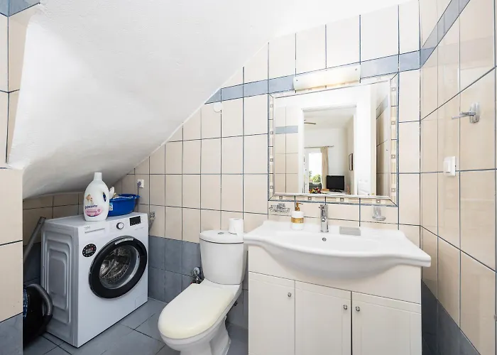 Ormos House Vila *