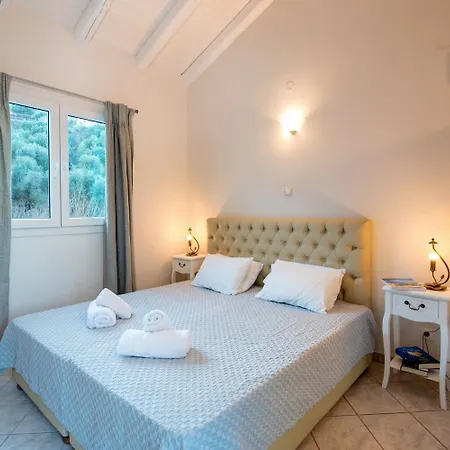 Ormos House * Apraos