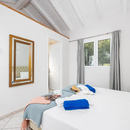 Ormos House * Apraos