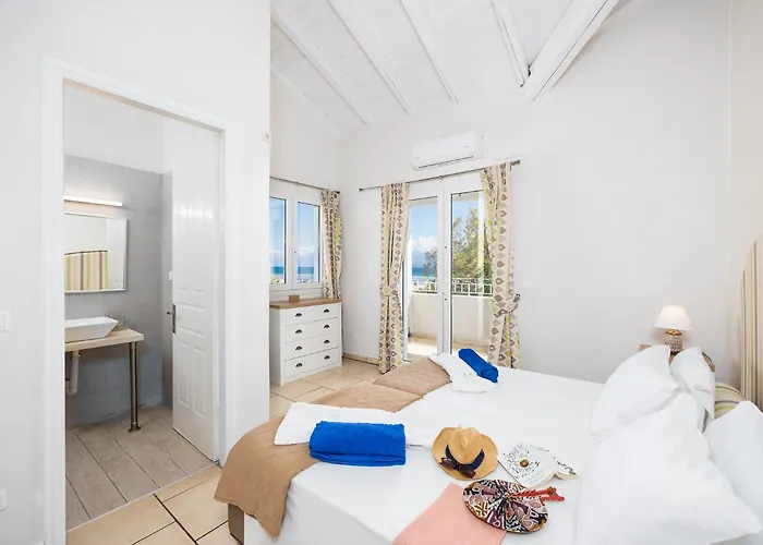 Ormos House Villa *