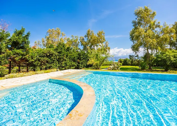 Ormos House Villa *